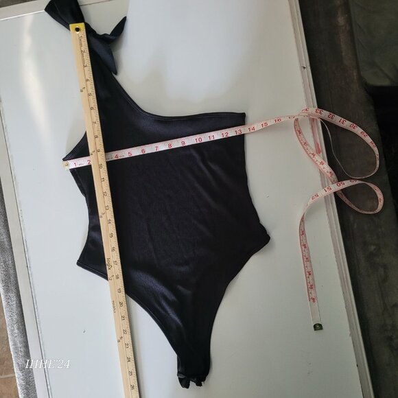 One-Shoulder Ribbed Bodysuit Black Size 8 Boohoo Womens - Picture 3 of 6